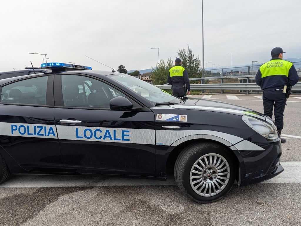 Bilancio 2024 della Polizia Locale dei Castelli: aumentano denunce e infrazioni rilevate, calano gli incidenti