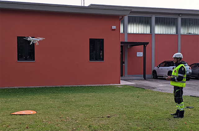 Gruppo droni della protezione civile, domenica 26 settembre simulazione di volo davanti al municipio